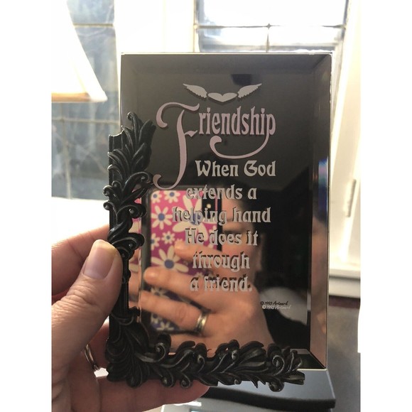 1993 Artmark Friendship Mirror Plaque – God’s Helping Hand Quote Frame,Christian - Picture 3 of 7
